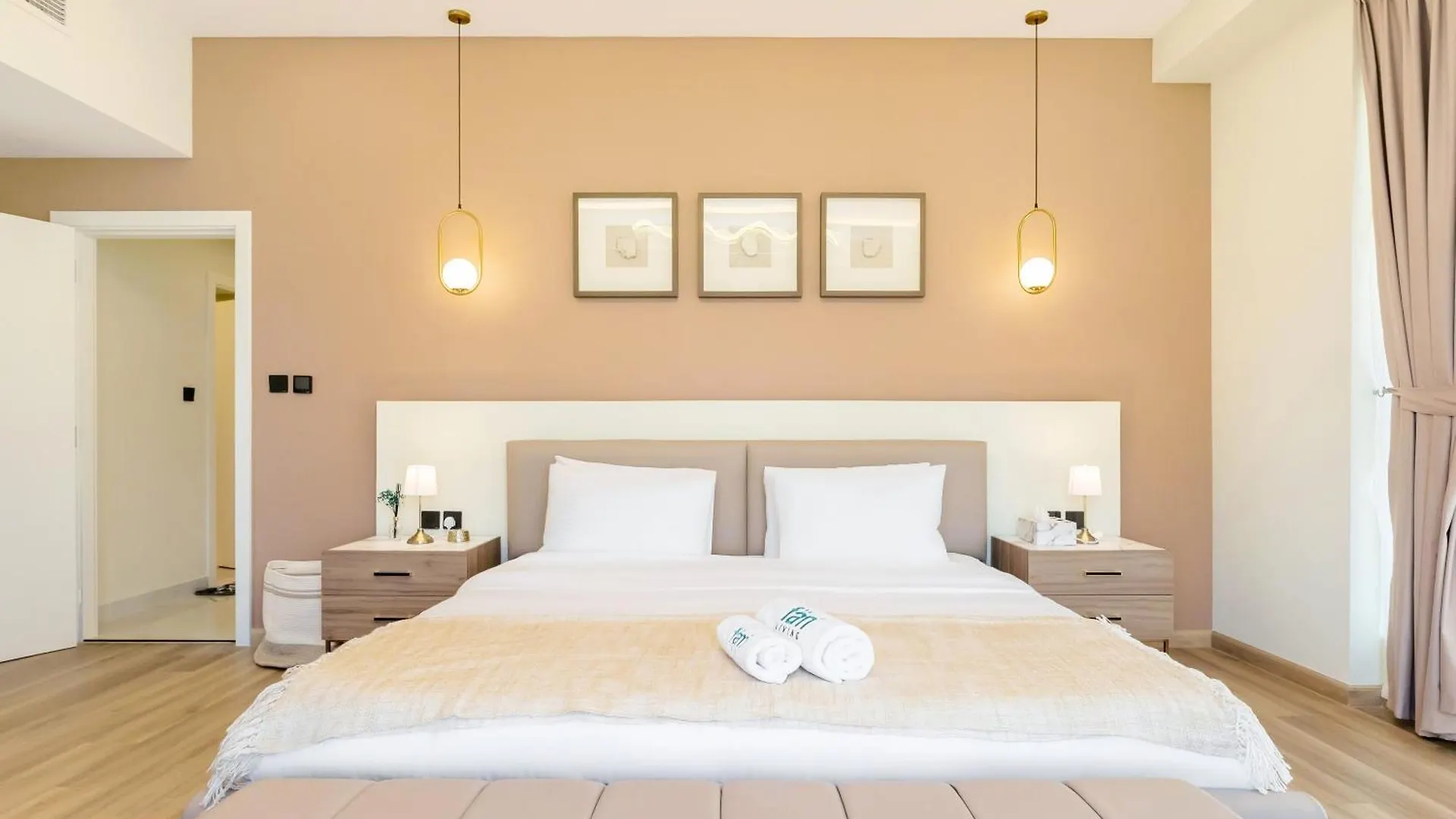 Fam Living - Stunning 2 Bedroom Home In Jbr Dubái 0*,  Emiratos Árabes Unidos